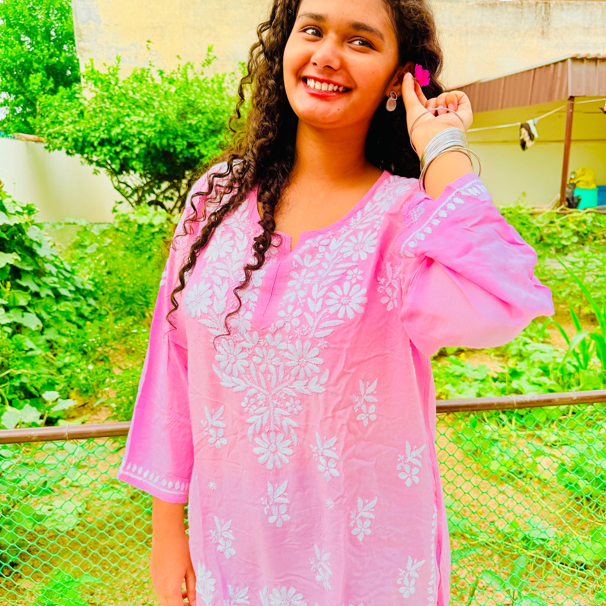 Baby Pink Lakhnavi Chikankari Short Kurti – Pure Cotton with Handcrafted White Embroidery 💗