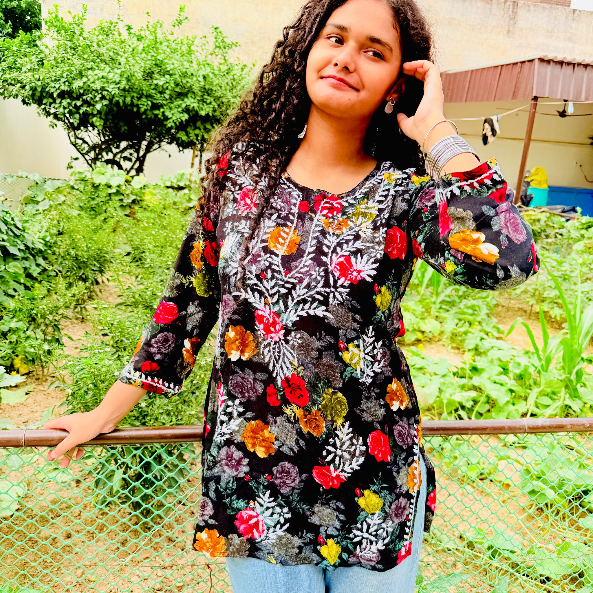 Black Lakhnavi Short Kurti – Handcrafted White Chikankari on Soft Rayon 🌷