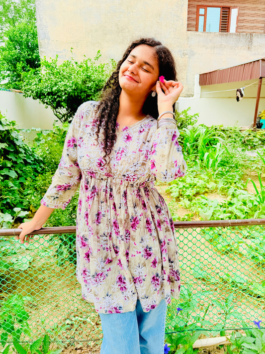 Floral Beige & Pink Lakhnavi Short Kurti – 100% Handcrafted Chikankari Work 💫💖