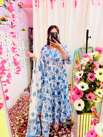 💙 Elegant Blue & White Floral Cotton Suit Set (3-Piece)