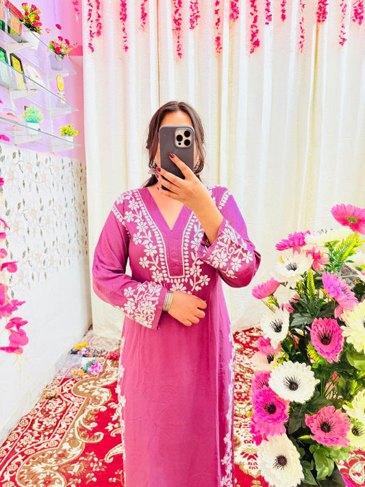 🌸 Lavender Handcrafted Chikankari Rayon Kurti 🌸